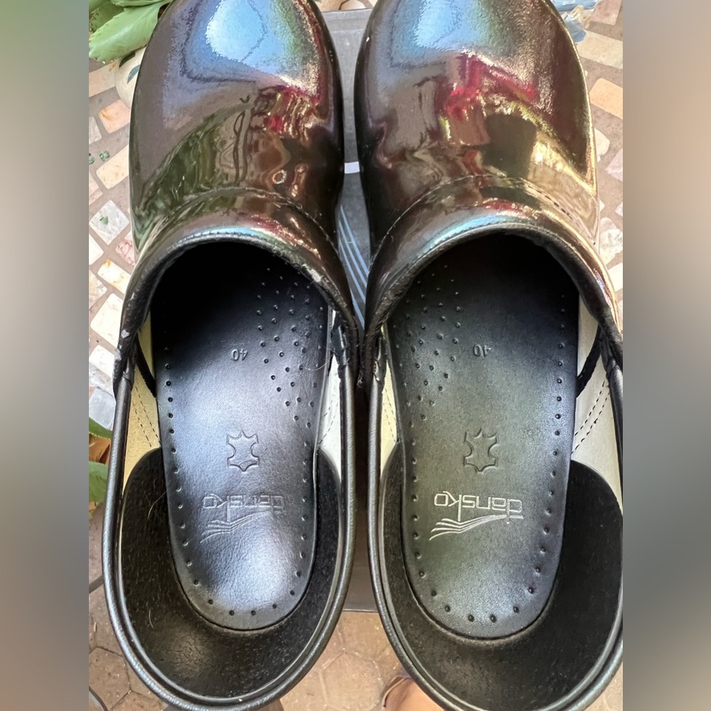 navy blue patent leather dansko clogs